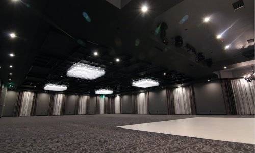 black-banquet-empty-room-vertigo-event-venue-los-angeles