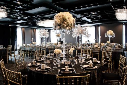 event-venue-banquet-venue-black-atmosphere-vertigo-event-venue-104