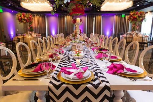 event-venue-banquet-venue-black-atmosphere-vertigo-event-venue-111