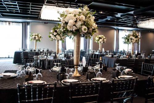 event-venue-banquet-venue-black-atmosphere-vertigo-event-venue-102