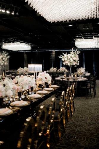 event-venue-flower-setup-banquet-venue-black-atmosphere-vertigo-event-venue-glendale-los-angeles-148